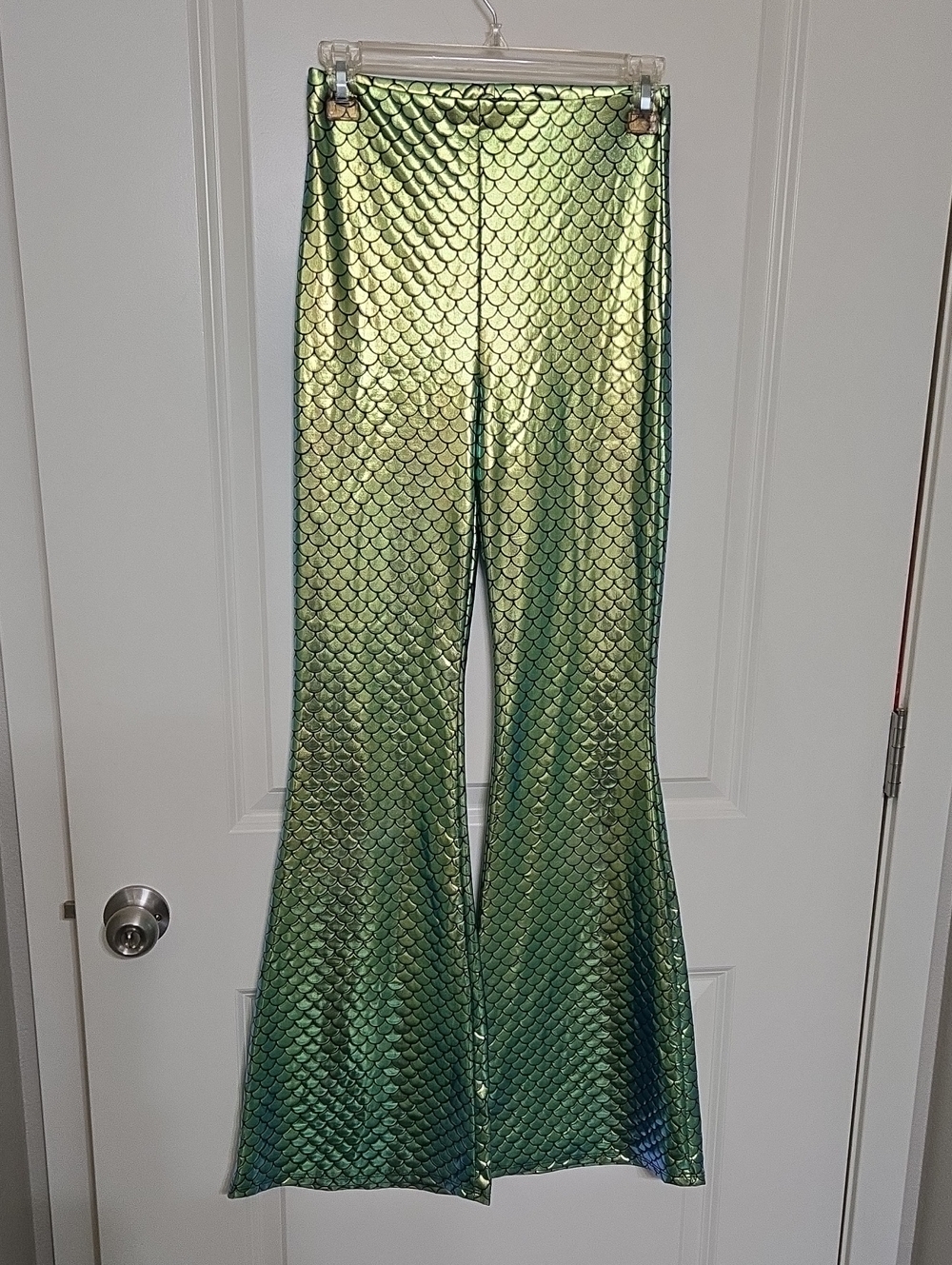 Windsor Shimmering Green Mermaid-Scale Flare Pants
